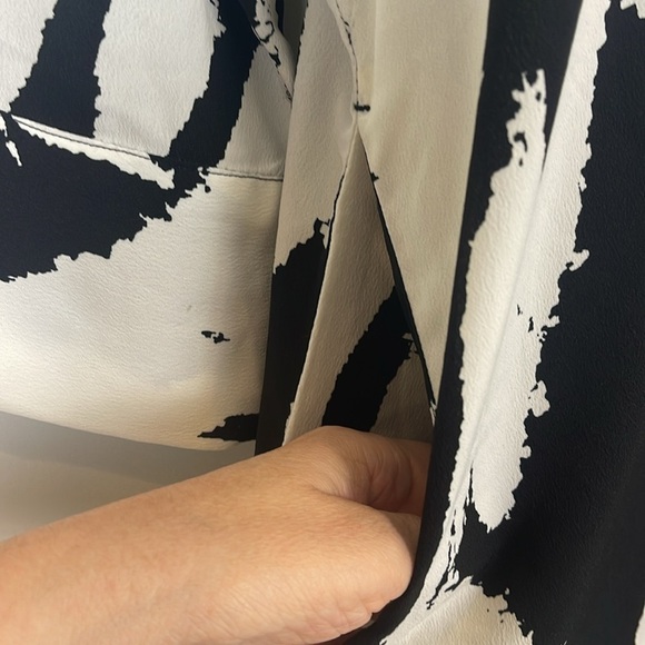 Monki mini shirt dress in black and cream print - Picture 6 of 12